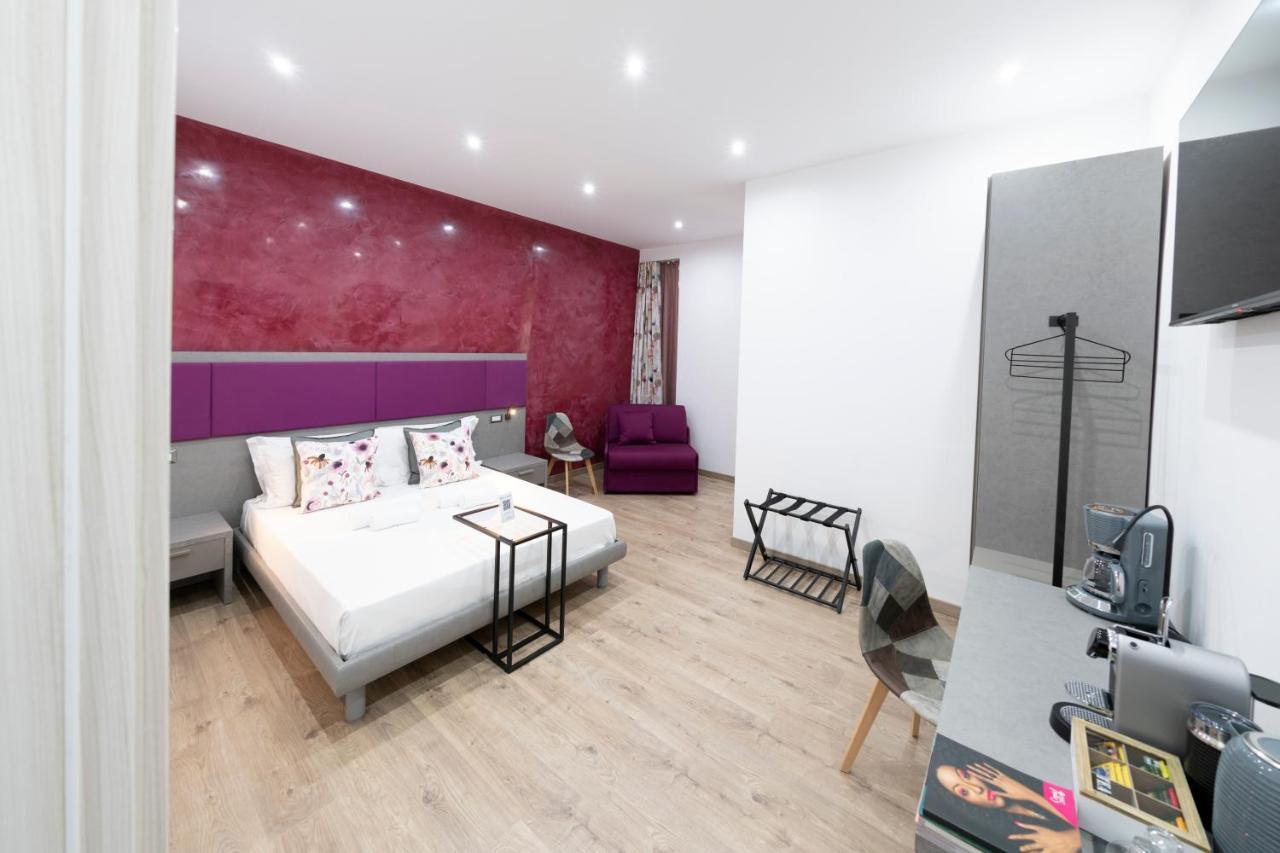 רומא Catone Luxury Rooms מראה חיצוני תמונה