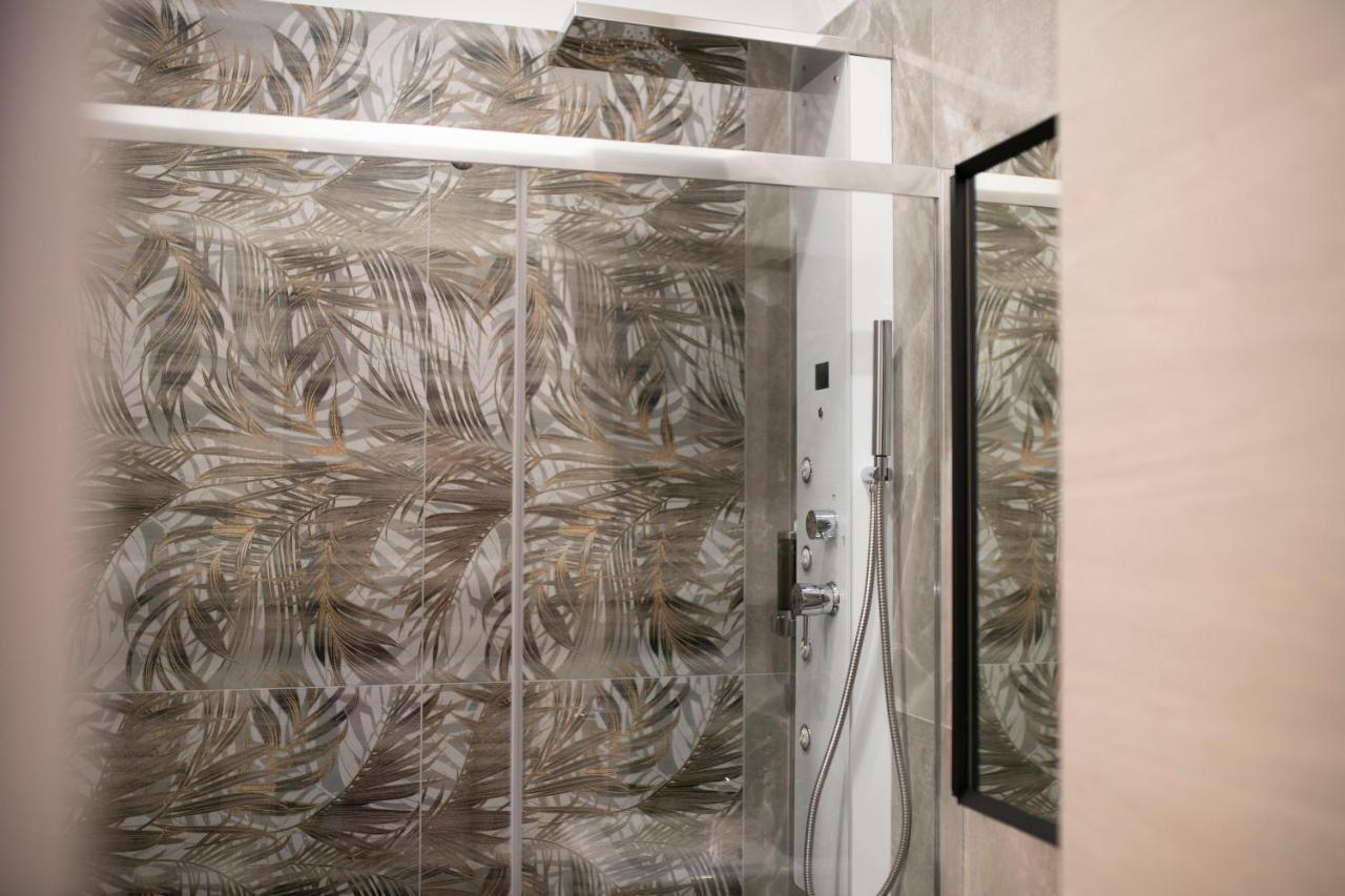 רומא Catone Luxury Rooms מראה חיצוני תמונה
