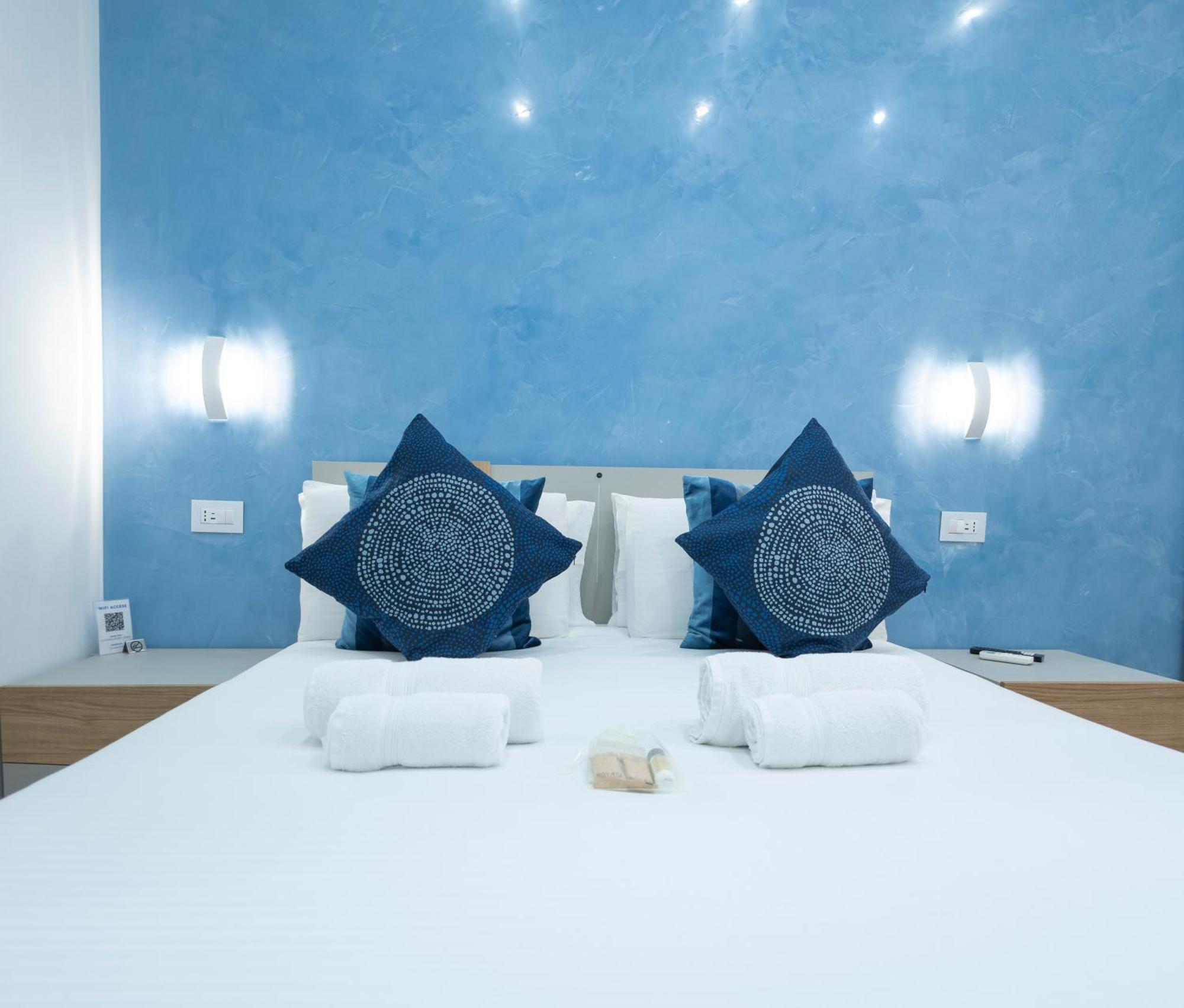 רומא Catone Luxury Rooms מראה חיצוני תמונה